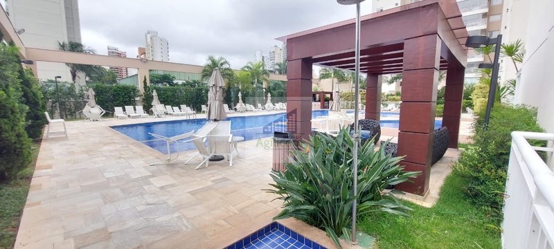APARTAMENTO À VENDA EM CAMPO BELO COM 3 DORMITÓRIOS SENDO 1 SUÍTE E 2 VAGAS Rua Estevão Baião São Paulo - 