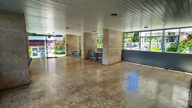 APARTAMENTO 3 QUARTOS SUÍTE VARANDA ÁREA DE SERVIÇO DEPENDÊNCIA GARAGEM À VENDA NA PITUBA! Rua Messe de Amor Salvador - 