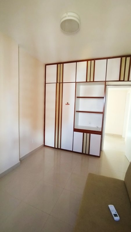 APARTAMENTO 3 QUARTOS SUÍTE VARANDA ÁREA DE SERVIÇO DEPENDÊNCIA GARAGEM À VENDA NA PITUBA! Rua Messe de Amor Salvador - 