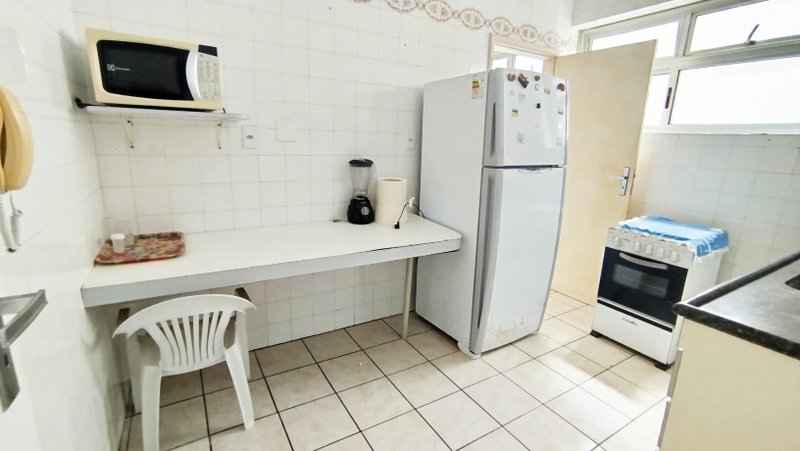 APARTAMENTO 3 QUARTOS SUÍTE VARANDA ÁREA DE SERVIÇO DEPENDÊNCIA GARAGEM À VENDA NA PITUBA! Rua Messe de Amor Salvador - 