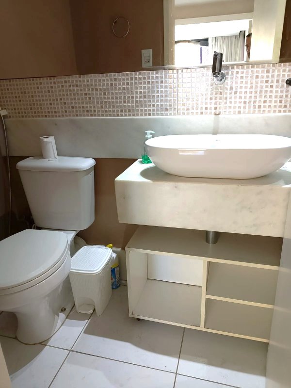 APARTAMENTO 3 QUARTOS SUÍTE VARANDA PISCINA ELEVADOR 2 GARAGENS À VENDA NO RIO VERMELHO! Rua Nelson Gallo Salvador - 