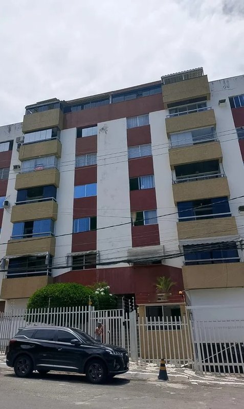 APARTAMENTO 3 QUARTOS SUÍTE VARANDA PISCINA ELEVADOR 2 GARAGENS À VENDA NO RIO VERMELHO! Rua Nelson Gallo Salvador - 