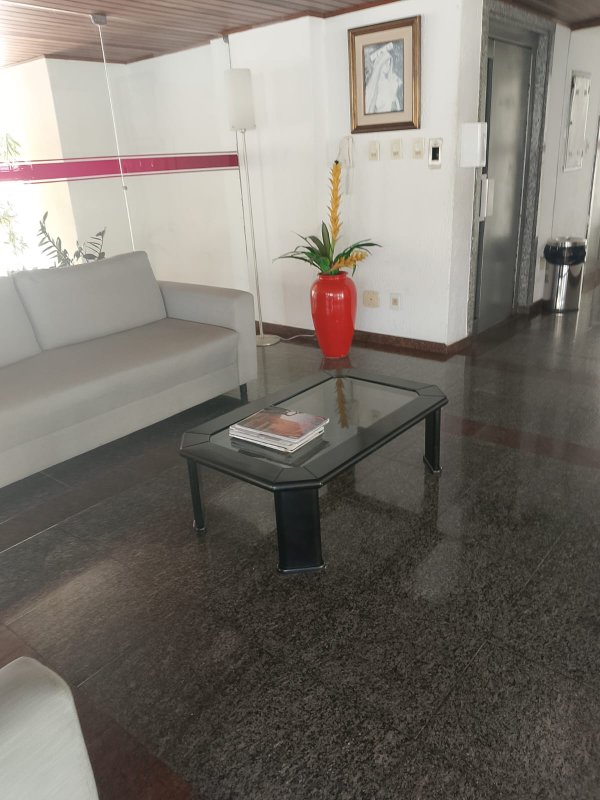 APARTAMENTO 3 QUARTOS SUÍTE VARANDA PISCINA ELEVADOR 2 GARAGENS À VENDA NO RIO VERMELHO! Rua Nelson Gallo Salvador - 