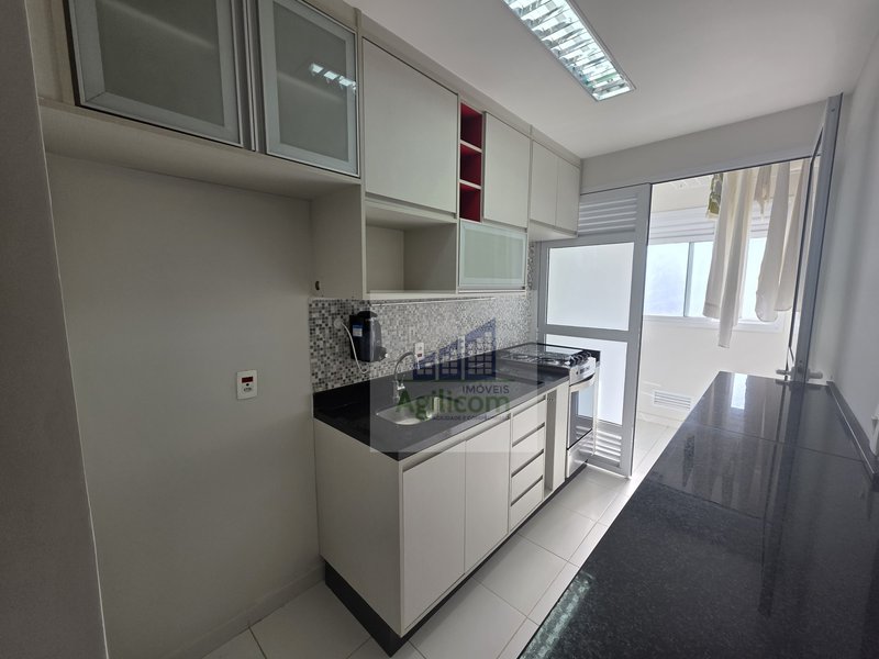 APARTAMENTO PARA LOCAÇÃO NO BROOKLIN COM 2 DORMITÓRIOS SENDO 1 SUÍTE E 1 VAGA DE GARAGEMA Avenida Portugal São Paulo - 