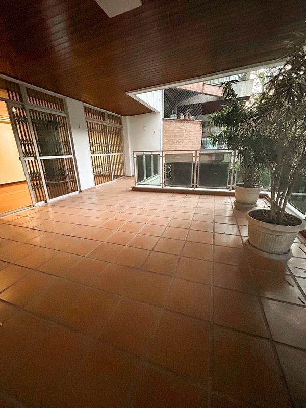 Apartamento para aluguel no Jardim Oceânico - Rio de Janeiro - 