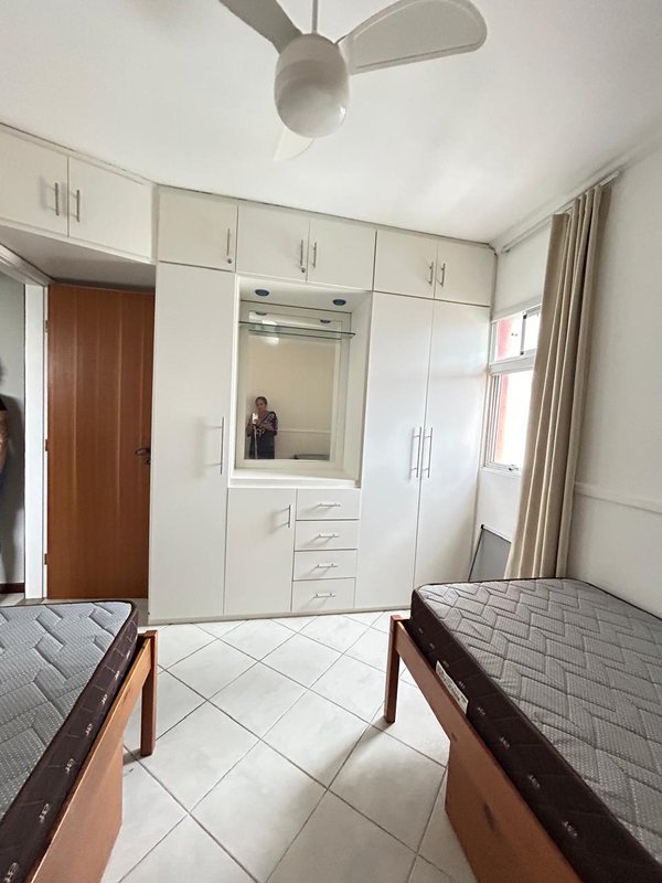 APARTAMENTO 3 QUARTOS 2 SUÍTES REFORMADO ELEVADOR GARAGEM À VENDA EM ONDINA! Rua Demétrio Tourinho Salvador - 