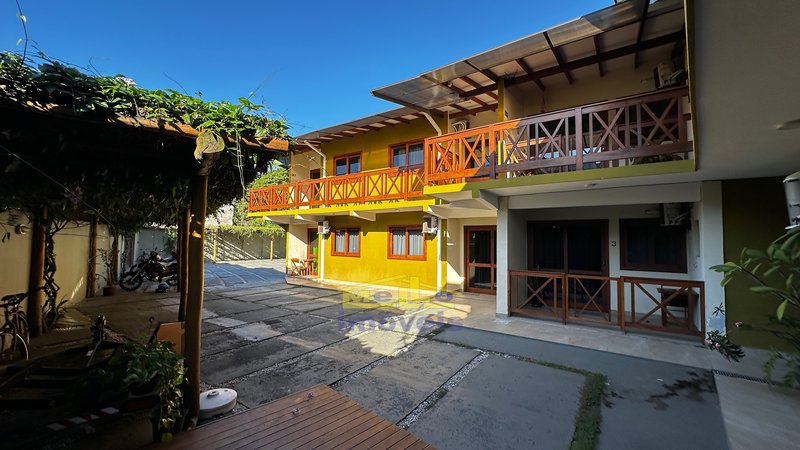 Apartamento dentro de residencial na estrada do cascalho Estrada do Cascalho São Sebastião - 