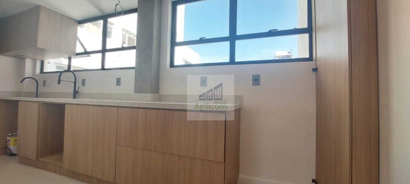 APARTAMENTO À VENDA EM VILA OLÍMPIA COM 94M², 1 DORMITÓRIO E 1 VAGA DE GARAGEM Rua Clodomiro Amazonas São Paulo - 