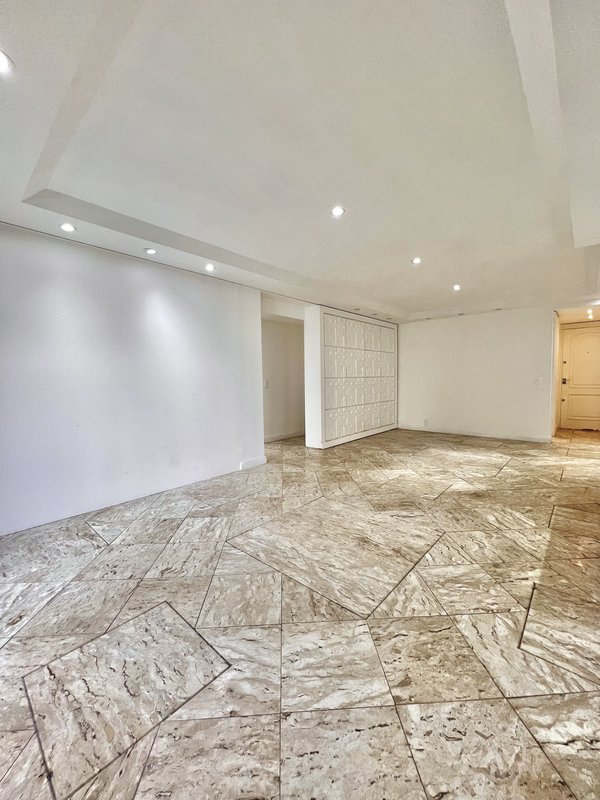 Apartamento à venda na orla da praia da Barra - Rio de Janeiro - 