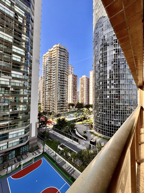 Apartamento à venda na orla da praia da Barra - Rio de Janeiro - 