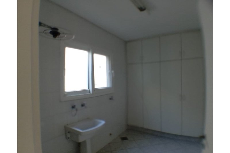 Casa À VENDA, 305m, 3 Suítes, R$ 1.390.000 - Granja Olga II - Sorocaba SP Rua Maria Moron Morad Sorocaba - 