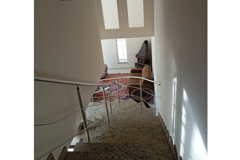 Casa À VENDA, 305m, 3 Suítes, R$ 1.390.000 - Granja Olga II - Sorocaba SP Rua Maria Moron Morad Sorocaba - 