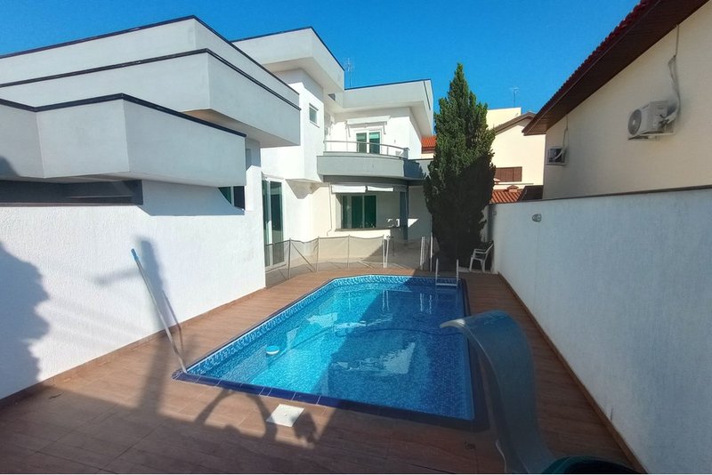 Casa À VENDA, 305m, 3 Suítes, R$ 1.390.000 - Granja Olga II - Sorocaba SP Rua Maria Moron Morad Sorocaba - 