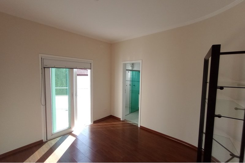 Casa À VENDA, 305m, 3 Suítes, R$ 1.390.000 - Granja Olga II - Sorocaba SP Rua Maria Moron Morad Sorocaba - 