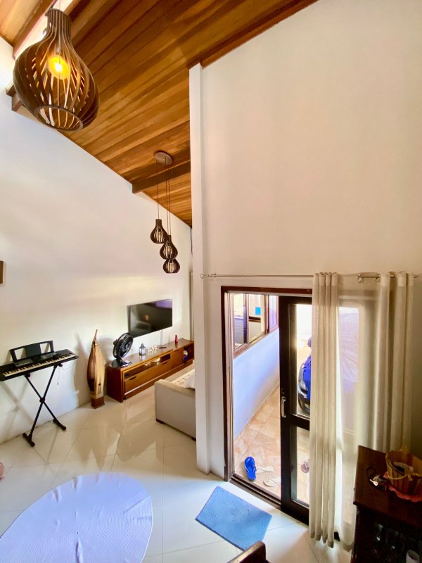 🏡 Casa à Venda – Porto Novo Caraguatatuba/SP - Caraguatatuba - 