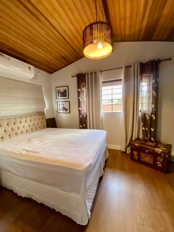 🏡 Casa à Venda – Porto Novo Caraguatatuba/SP - Caraguatatuba - 