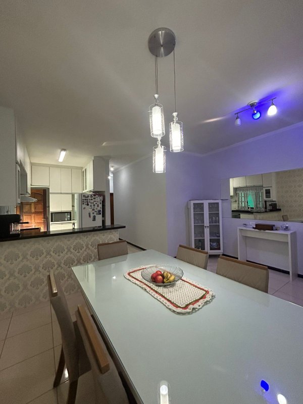 Elegância, conforto e integração em cada detalhe - Caraguatatuba - 