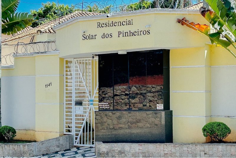Casa Á VENDA, 118m - 3 Dorm. 1 Suíte - R$ 392.000 - Res. Solar dos Pinheiros -  Sorocaba Rua Ramon Haro Martini Sorocaba - 