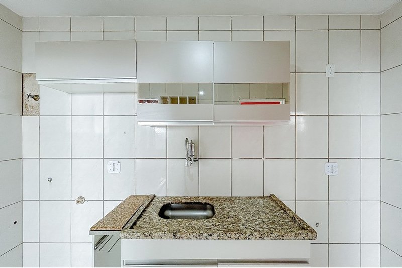 Casa Á VENDA, 118m - 3 Dorm. 1 Suíte - R$ 392.000 - Res. Solar dos Pinheiros -  Sorocaba Rua Ramon Haro Martini Sorocaba - 