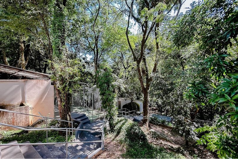 Casa Á VENDA, 118m - 3 Dorm. 1 Suíte - R$ 392.000 - Res. Solar dos Pinheiros -  Sorocaba Rua Ramon Haro Martini Sorocaba - 