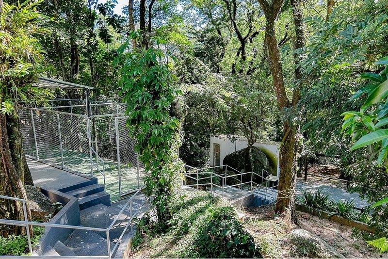 Casa Á VENDA, 118m - 3 Dorm. 1 Suíte - R$ 392.000 - Res. Solar dos Pinheiros -  Sorocaba Rua Ramon Haro Martini Sorocaba - 