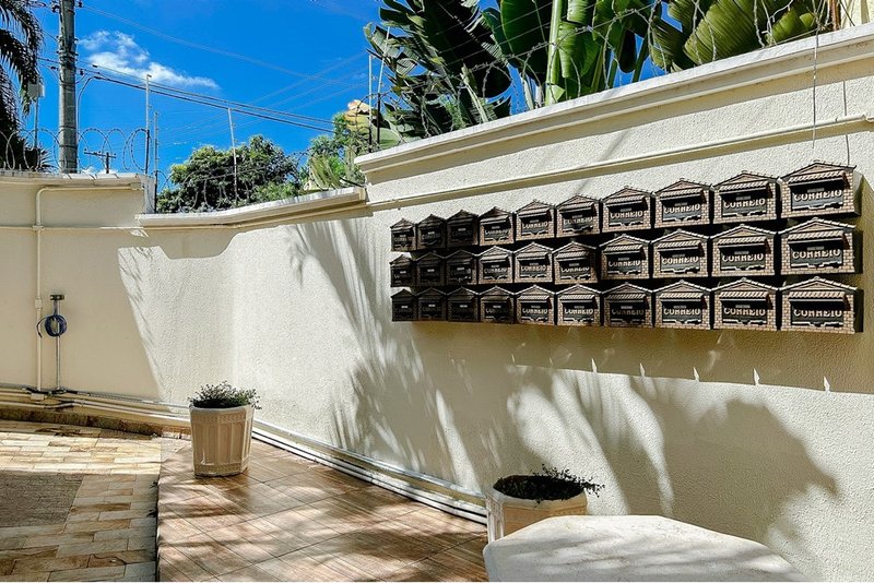 Casa Á VENDA, 118m - 3 Dorm. 1 Suíte - R$ 392.000 - Res. Solar dos Pinheiros -  Sorocaba Rua Ramon Haro Martini Sorocaba - 
