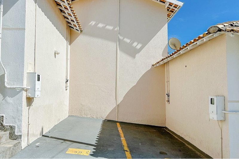 Casa Á VENDA, 118m - 3 Dorm. 1 Suíte - R$ 392.000 - Res. Solar dos Pinheiros -  Sorocaba Rua Ramon Haro Martini Sorocaba - 