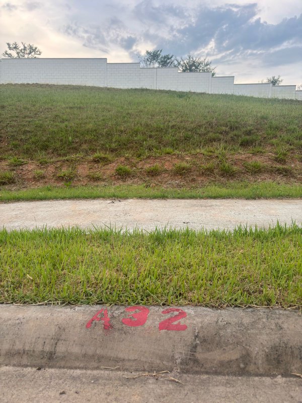 Terreno no condomínio fechado Alínea! Rua Benjamin Dagnoni Itajaí - 