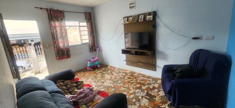 Casa à venda no centro de Igaratá  Igaratá - 