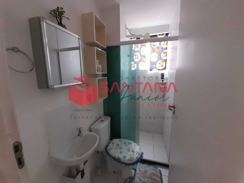 Apartamento com 2/4 à venda em Abrantes Rua Lagoa Branca Camaçari - 