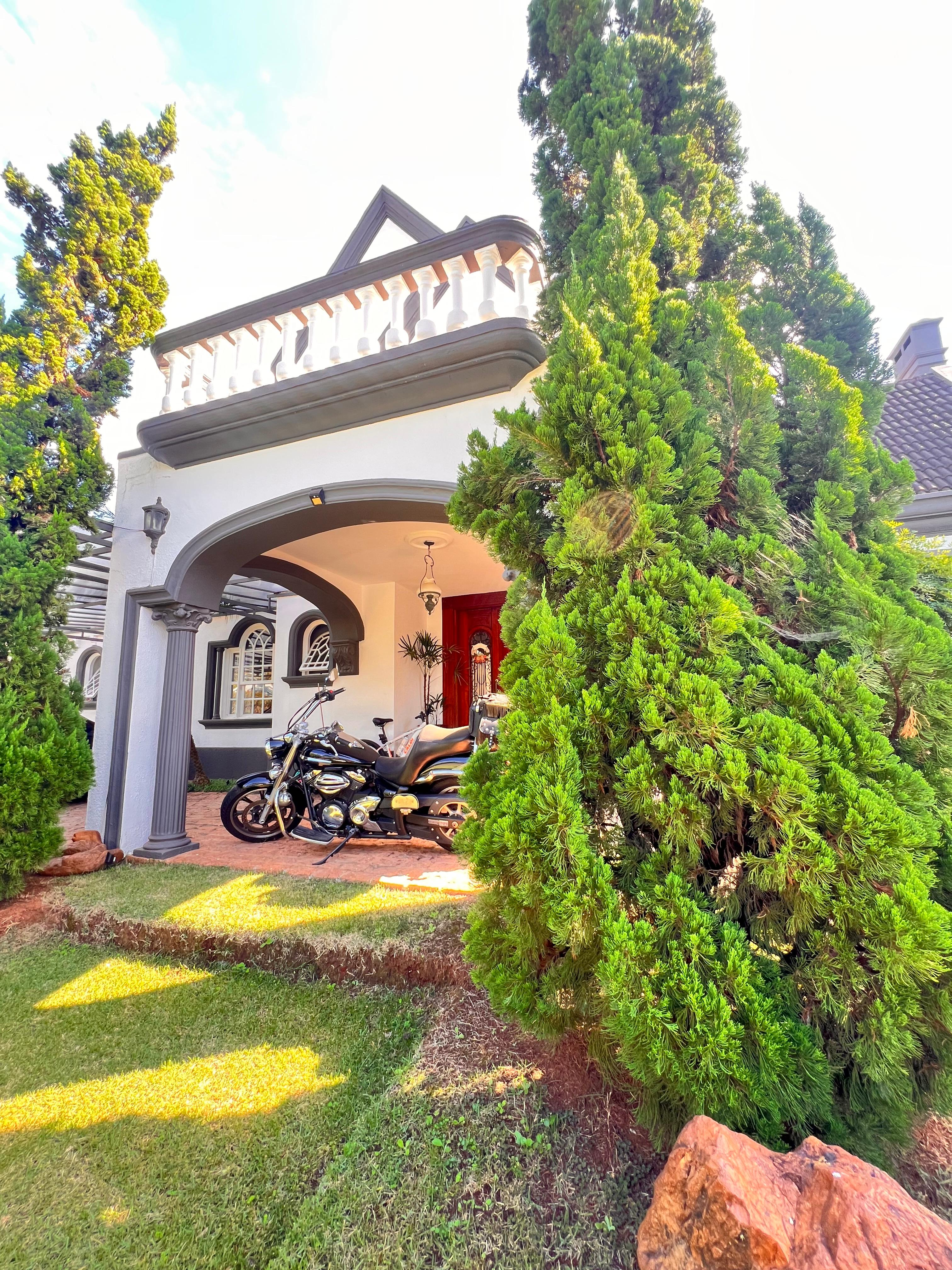 Casa com 5 dormit&oacute;rios &agrave; venda,650 m&sup2; - Condom&iacute;nio Lago Azul Golfe Clube - Ara&ccedil;oiaba - SP Rodovia Raposo Tavares Araçoiaba da Serra - 