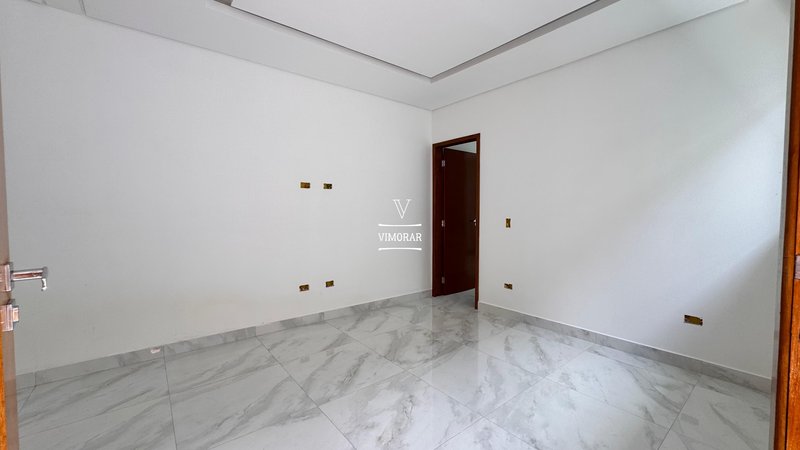 casa 3 dormitórios sendo 1 suíte + 2 vagas de garagem - Itaquaquecetuba - 