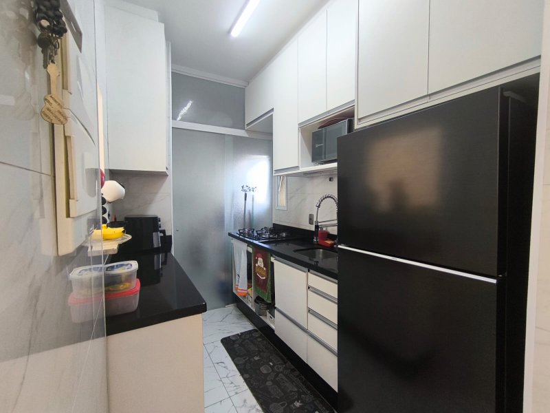Apartamento com 3 Dormitórios e Vista Livre no Centro de Mogi - Mogi das Cruzes - 