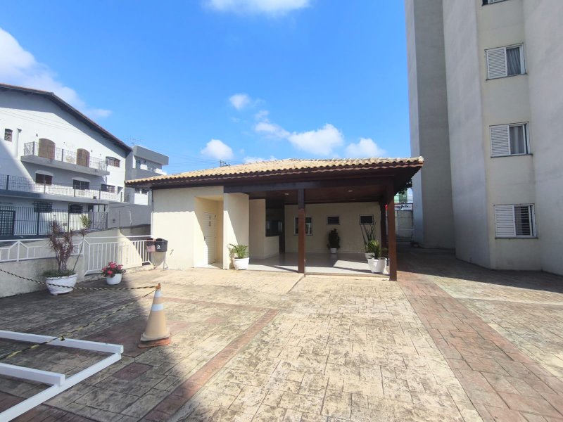 Apartamento com 3 Dormitórios e Vista Livre no Centro de Mogi - Mogi das Cruzes - 