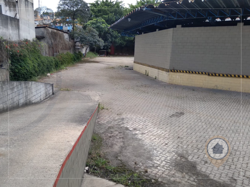 GALPÃO À VENDA COM 13.000 M² DE TERRENO | 8.000 M² CONSTRUÍDO | JARDIM STO AFONSO - GRU! - Guarulhos - 