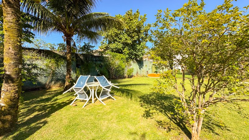 Casa em Condomínio na Praia de Juquehy - À VENDA - São Sebastião - 