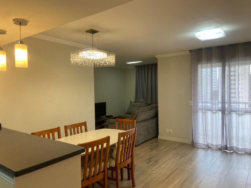 VENDE-SE LINDO APARTAMENTO 70M2 - 2 QUARTOS 1 VAGA Avenida Marquês de São Vicente São Paulo - 