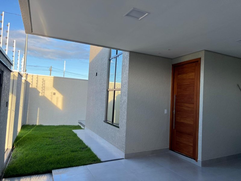Linda casa no Jardim América em Eunápolis Avenida América  Eunápolis - 