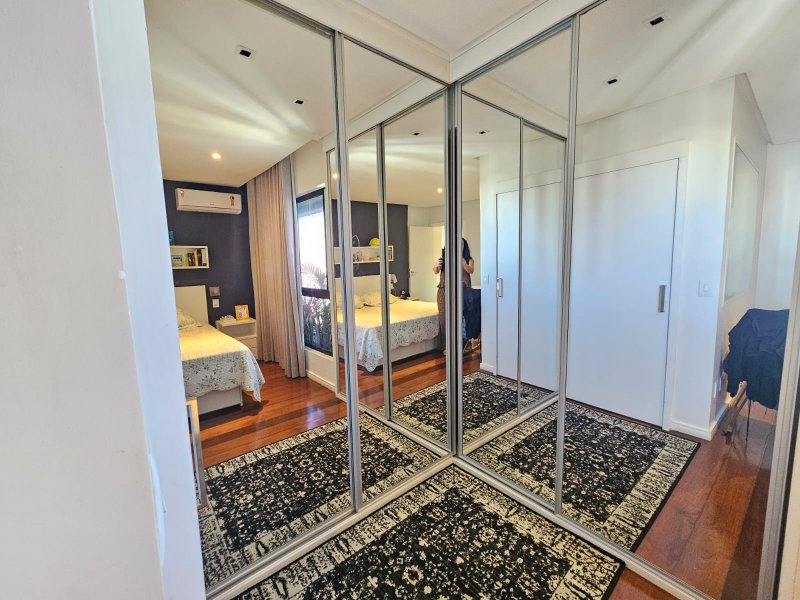 APARTAMENTO 4 QUARTOS 2 SUÍTES LAVABO NASCENTE 2 GARAGENS PISCINA QUADRA À VENDA NA GRAÇA! Rua Djalma Ramos Salvador - 