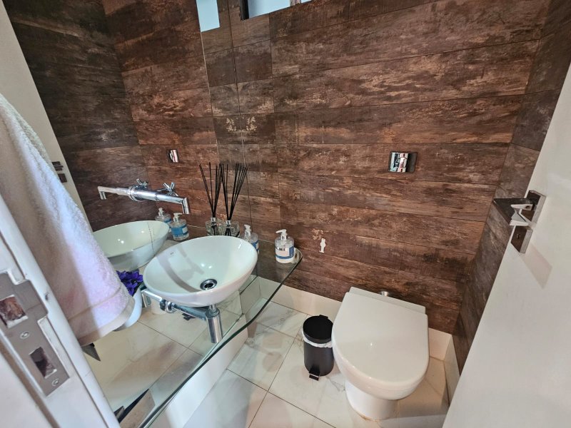 APARTAMENTO 4 QUARTOS 2 SUÍTES LAVABO NASCENTE 2 GARAGENS PISCINA QUADRA À VENDA NA GRAÇA! Rua Djalma Ramos Salvador - 