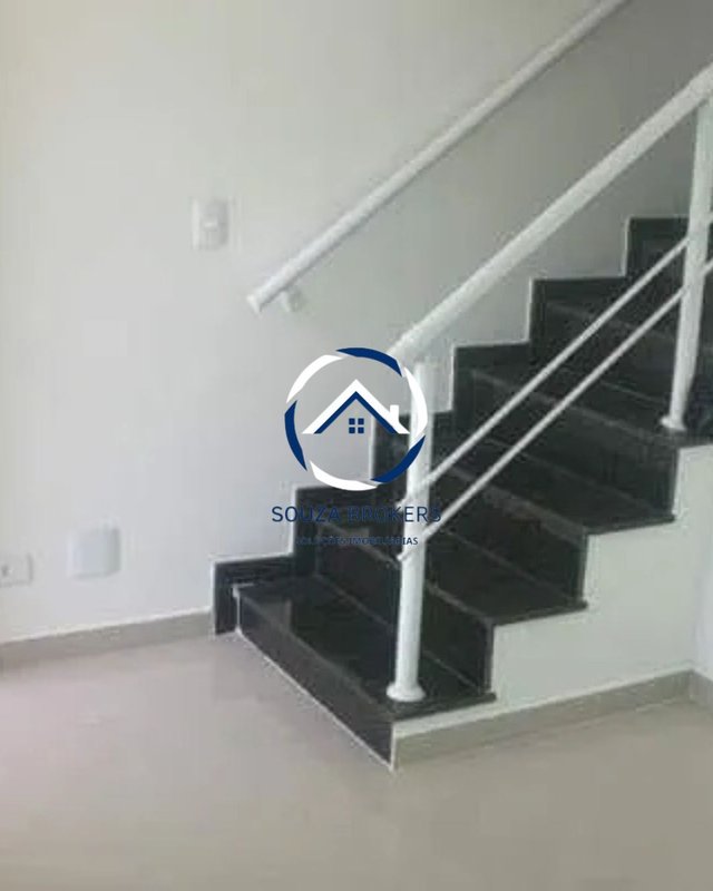 Ótimo sobrado reformado de 60m² no Jardim Utinga em Santo André - Santo André - 