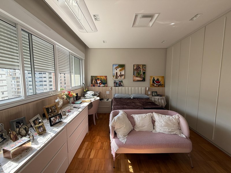 Apartamento Reformado a Venda de 220m² - 3 Dorms (2 Suítes) e 2 Vagas de Garagem Rua Sergipe São Paulo - 