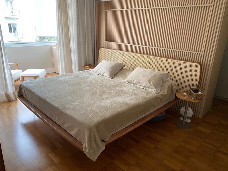 Apartamento Reformado a Venda de 220m² - 3 Dorms (2 Suítes) e 2 Vagas de Garagem Rua Sergipe São Paulo - 