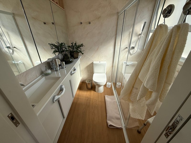 Apartamento Reformado a Venda de 220m² - 3 Dorms (2 Suítes) e 2 Vagas de Garagem Rua Sergipe São Paulo - 