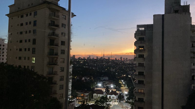 Apartamento Reformado a Venda de 220m² - 3 Dorms (2 Suítes) e 2 Vagas de Garagem Rua Sergipe São Paulo - 