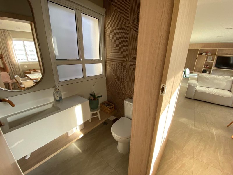 Apartamento Reformado a Venda de 220m² - 3 Dorms (2 Suítes) e 2 Vagas de Garagem Rua Sergipe São Paulo - 