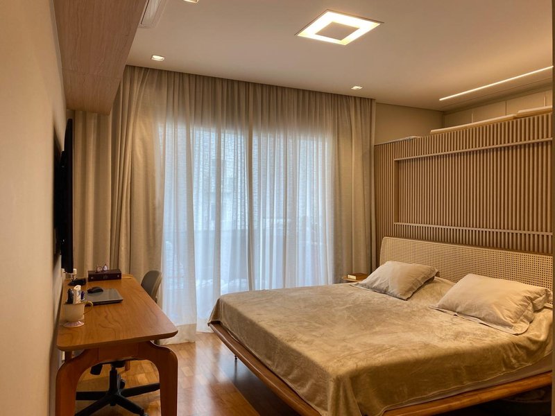 Apartamento Reformado a Venda de 220m² - 3 Dorms (2 Suítes) e 2 Vagas de Garagem Rua Sergipe São Paulo - 