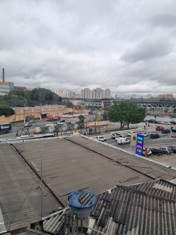 ALUGA-SE GALPÃO COMERCIAL AO LADO DO METRÔ – PRONTO PARA RECEBER SUA EMPRESA!! Avenida Marquês de São Vicente São Paulo - 