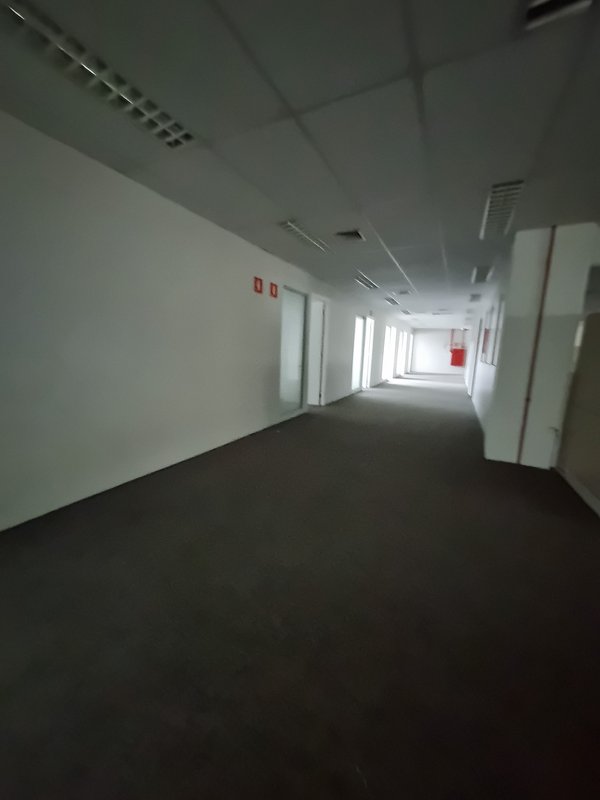 ALUGA-SE GALPÃO COMERCIAL AO LADO DO METRÔ – PRONTO PARA RECEBER SUA EMPRESA!! Avenida Marquês de São Vicente São Paulo - 