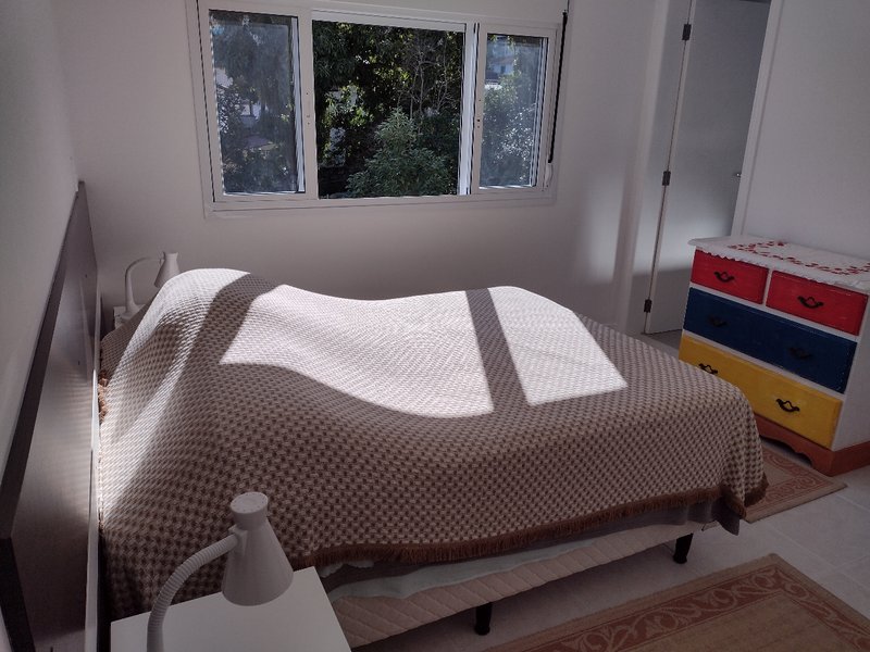 CONCOMÍNIO VILLA LORENZO - COM VISTA PARA O MAR DE JURERÊ - Florianópolis - 
